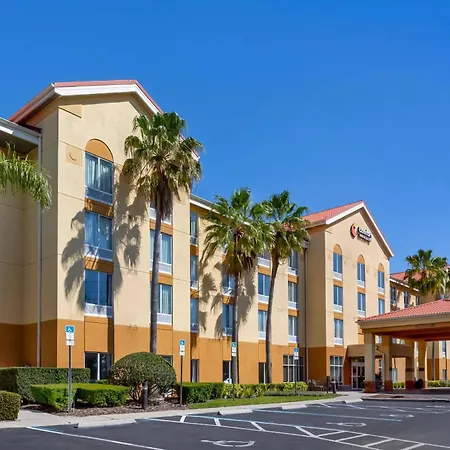 Comfort Inn & Suites Orlando North-3